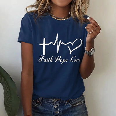 Clara - Elegant Kvinde T-Shirt