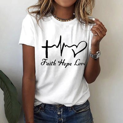 Clara - Elegant Kvinde T-Shirt