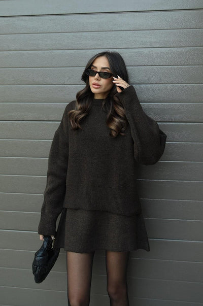 Estelle -Elegant sæt med sweater og nederdel